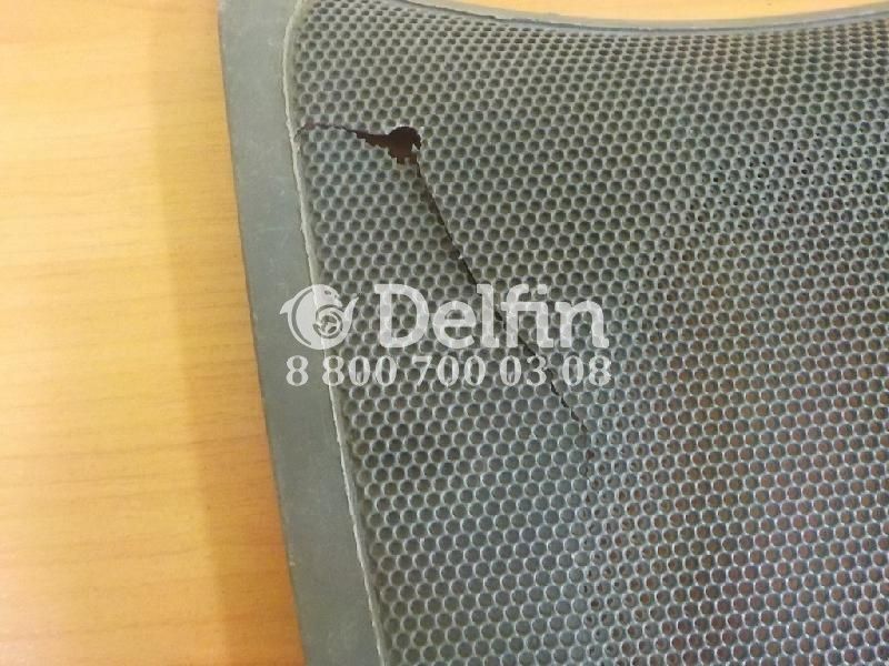 1434810 Решетка динамика двери Scania