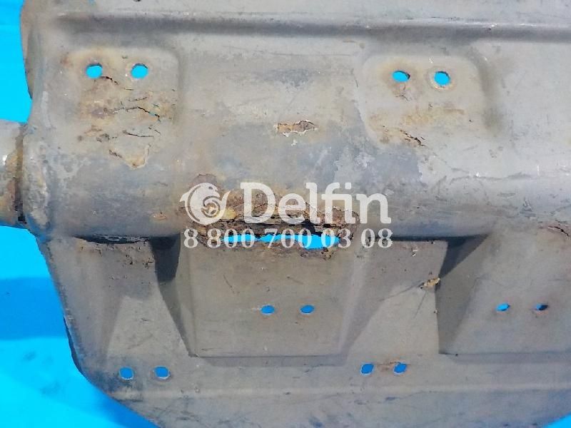 1725675 Кронштейн брызговика LH Scania (Уценка)