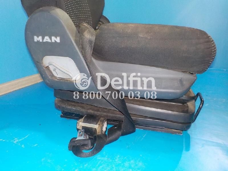 81623076324 Сиденье пассажирское RH MAN