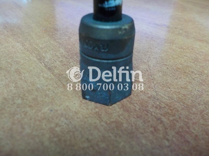 1371197 Штуцер 8x1M14x1,5 Scania