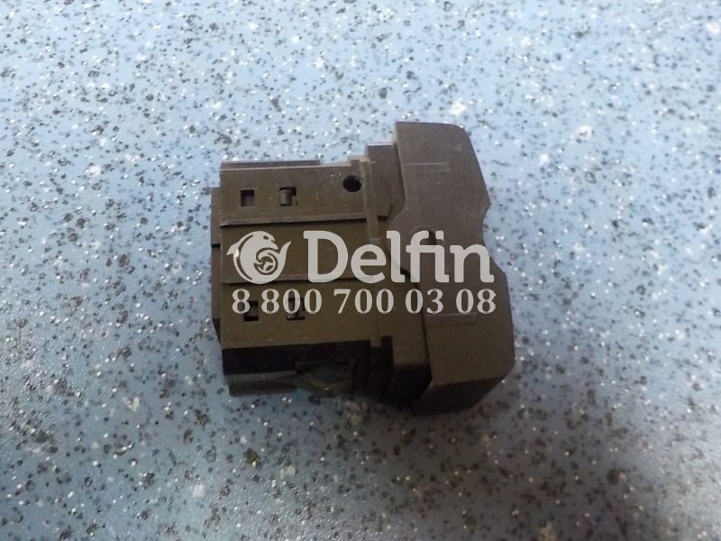 A9435450307 Кнопка салонного освещения Mercedes Benz