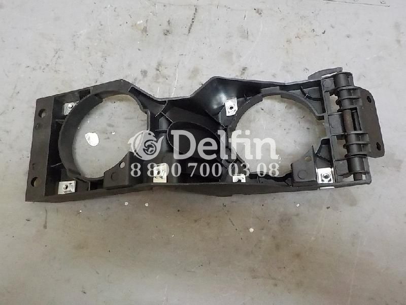 1786692 Кронштейн фары противотуманной левой Scania (Новый,Аналог)