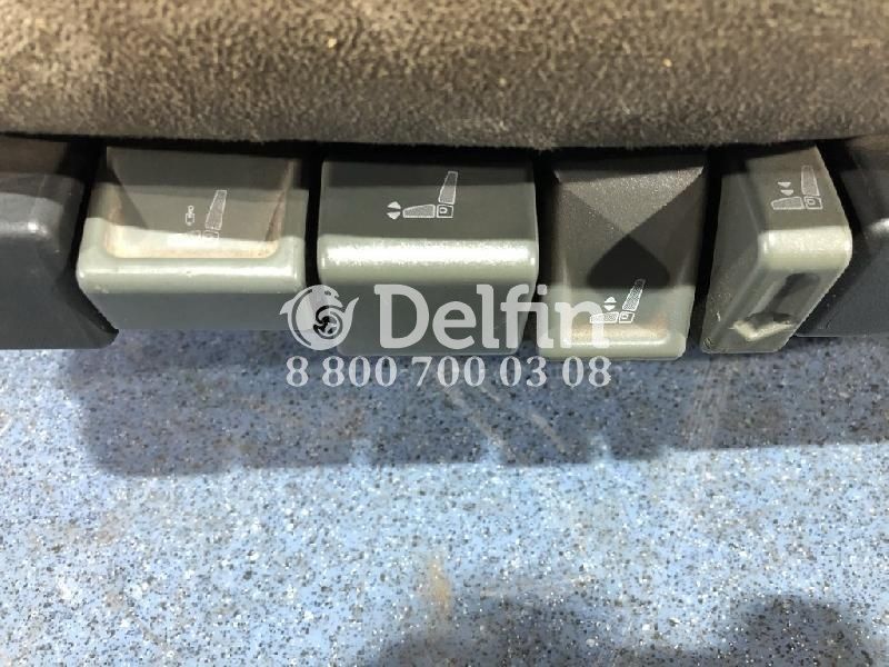 7482106042 Сиденье водительское Renault