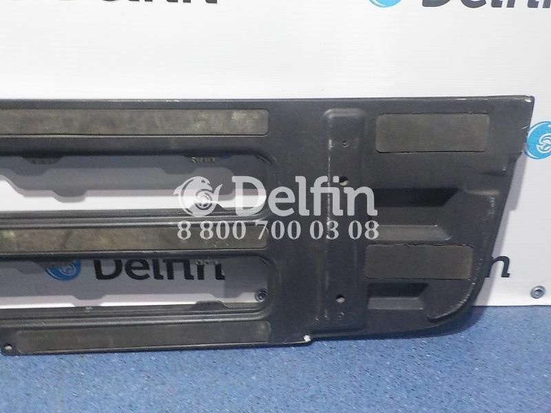 1885940 Облицовка радиатора Scania