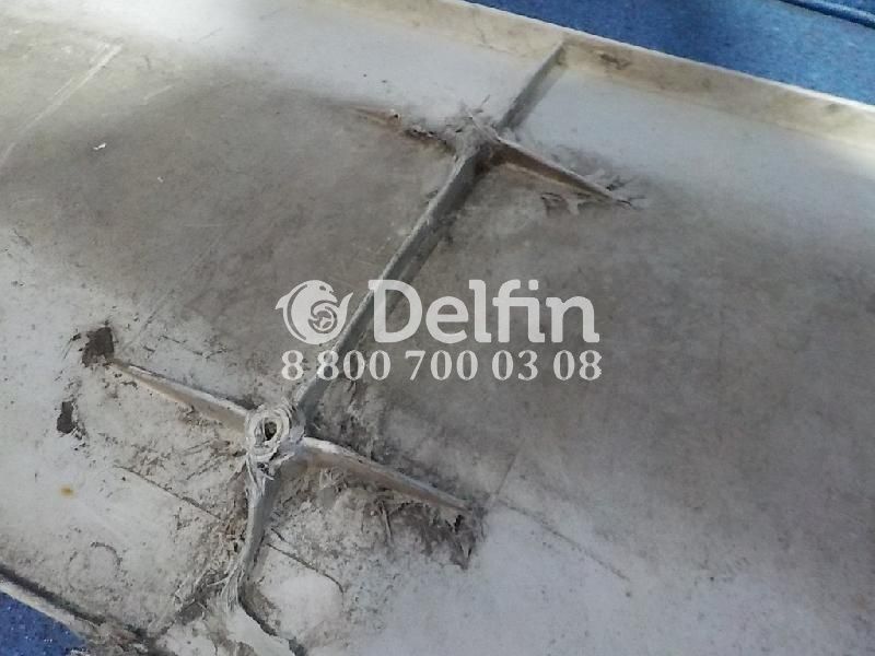 20360813 Спойлер кабины Volvo