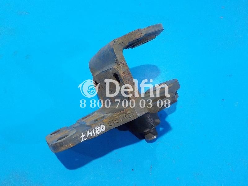 1396618 Кронштейн рессоры правый RH DAF