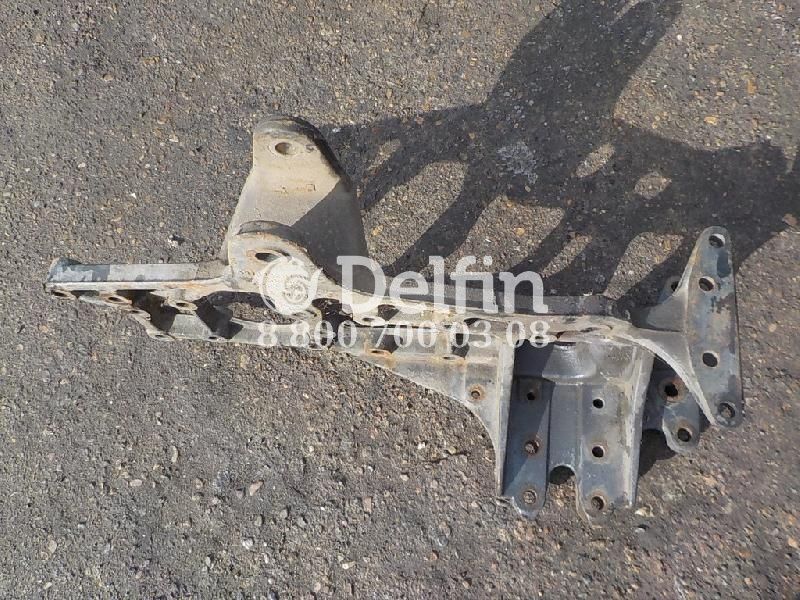 A9303220101 Кронштейн передней рессоры LH Mercedes Benz