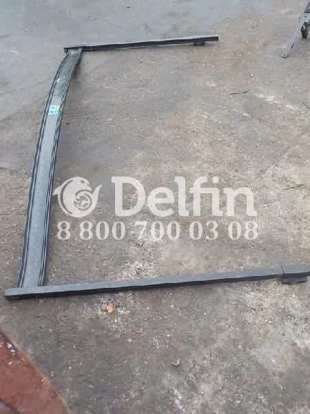 1361913 Стойка спойлера верхнего Scania