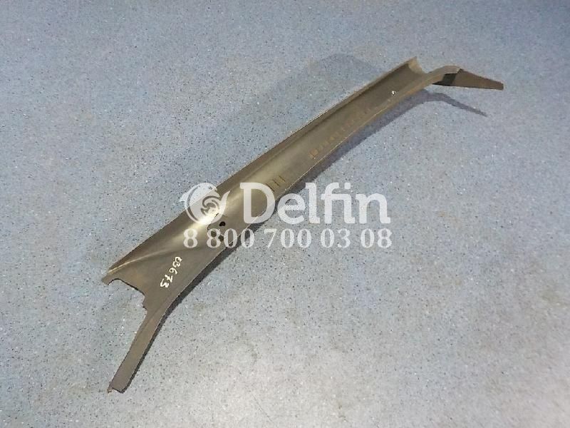 20760124 Панель стойки Volvo