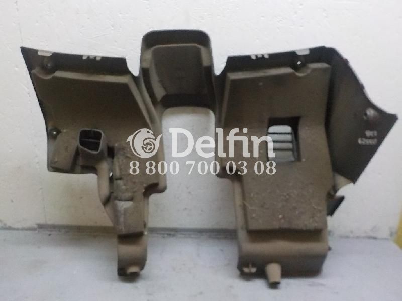 1764037 Защитный кожух Scania