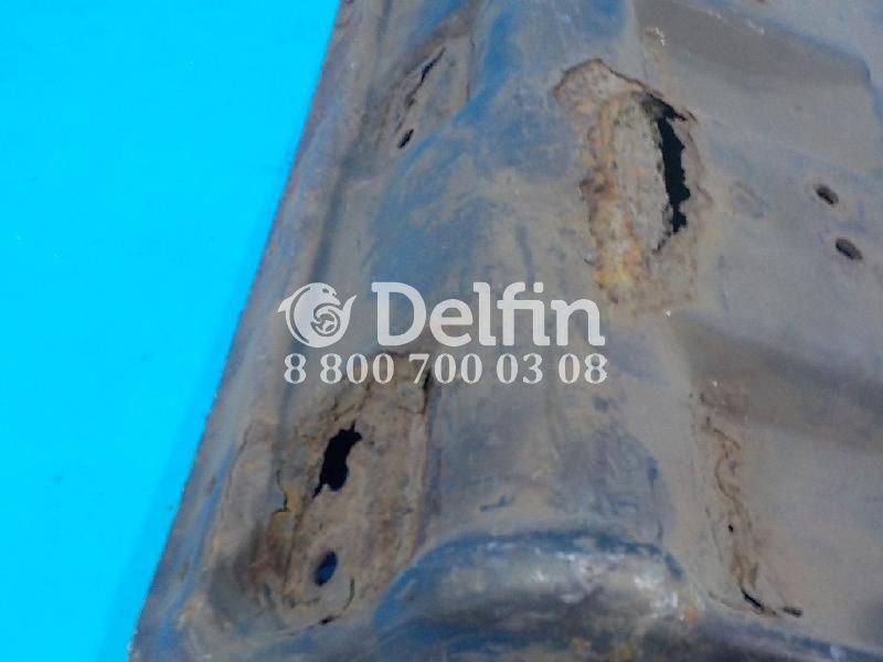 1725676 Кронштейн крыла RH Scania (Уценка)