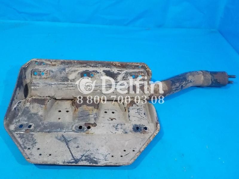 1755675 Кронштейн брызговика LH Scania