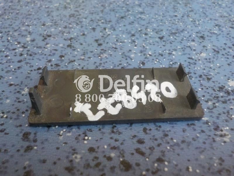 82117786 Заглушка Volvo