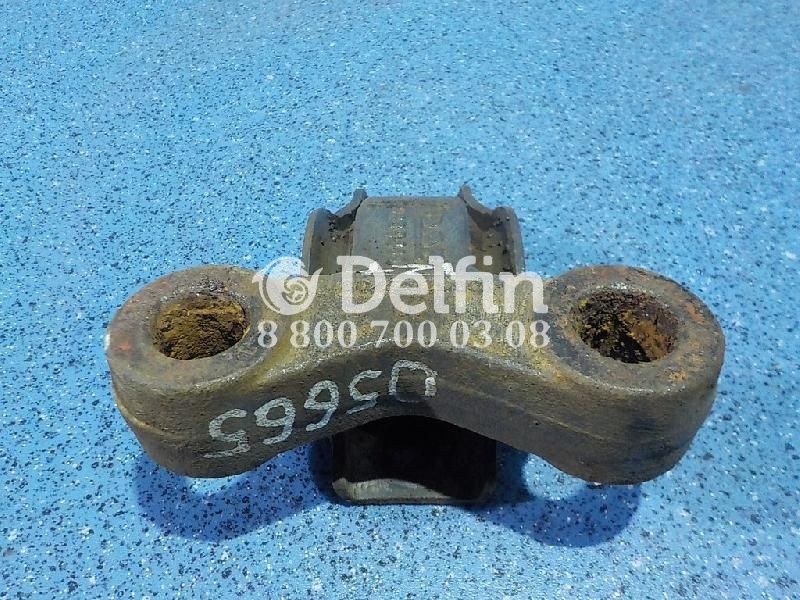 1369369 Кронштейн крепления переднего cтабилизатора DAF