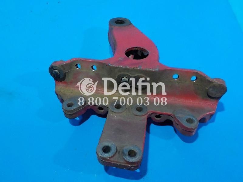 1695011 Кронштейн рессоры левый DAF