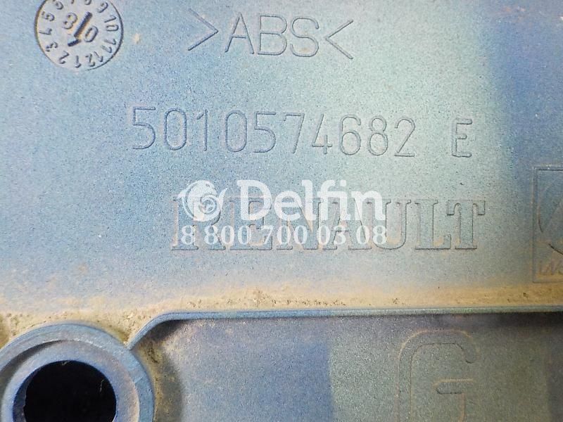 5010574682 Накладка декоративная Renault