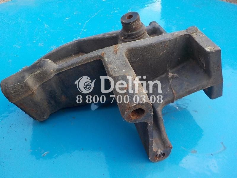 1431602 Кронштейн переднего бампера правый Scania 5 б/у