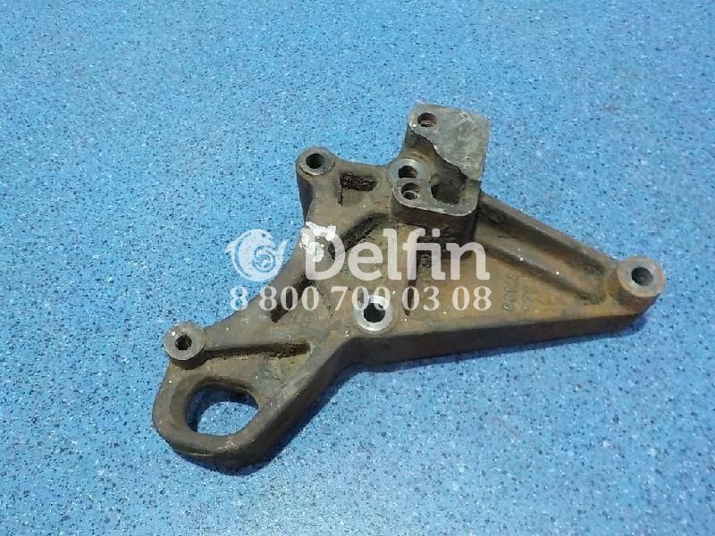 1368148 Кронштейн генератора Scania