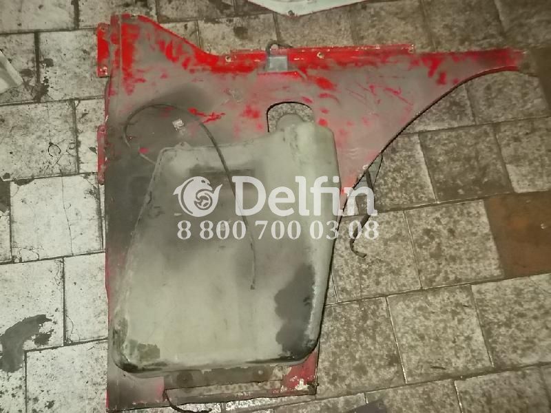 1338366 Кронштейн подножки правый Scania