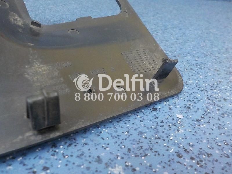 3980682 Крышка передней панели Volvo