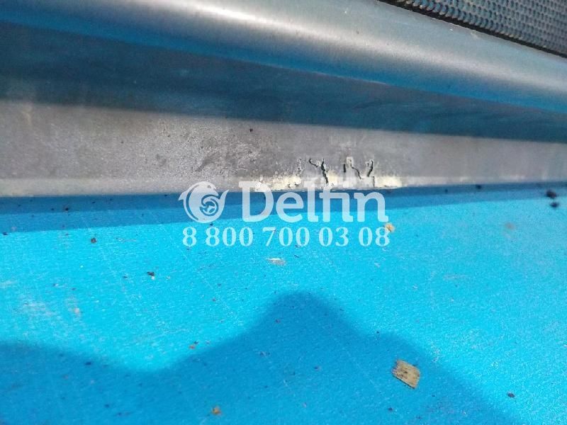 1858924 Решетка радиатора Scania