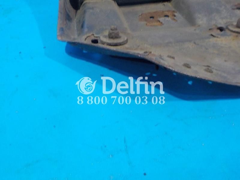 1725675 Кронштейн крыла LH Scania (Уценка)