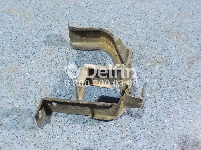 1371660 Кронштейн крепления дефлектора правый Scania