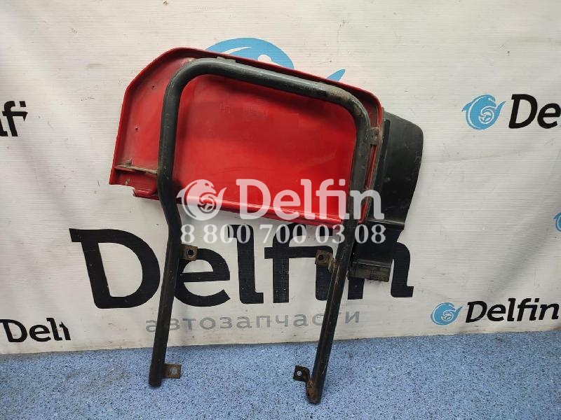 1789973 Нижний боковой спойлер кабины левый LH (в сборе)(Цвет красный) Scania