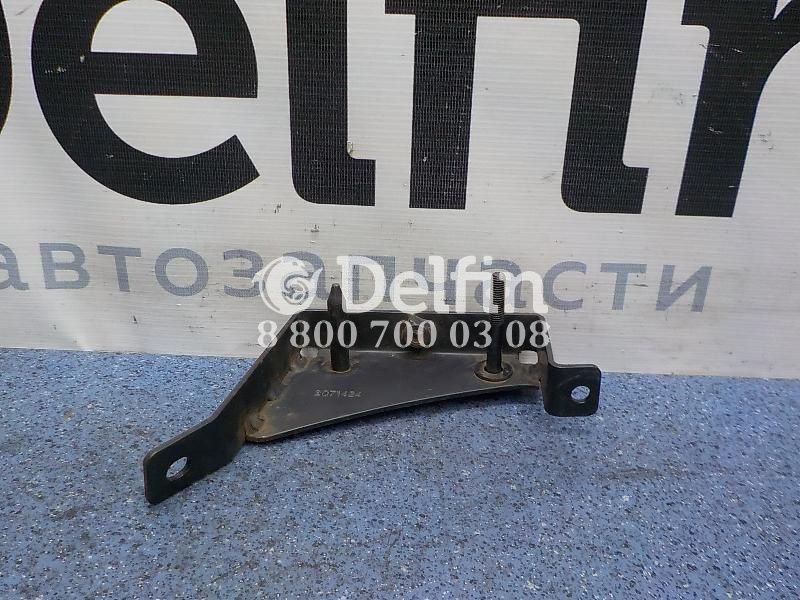 2071424 Кронштейн крепления бокового спойра Scania