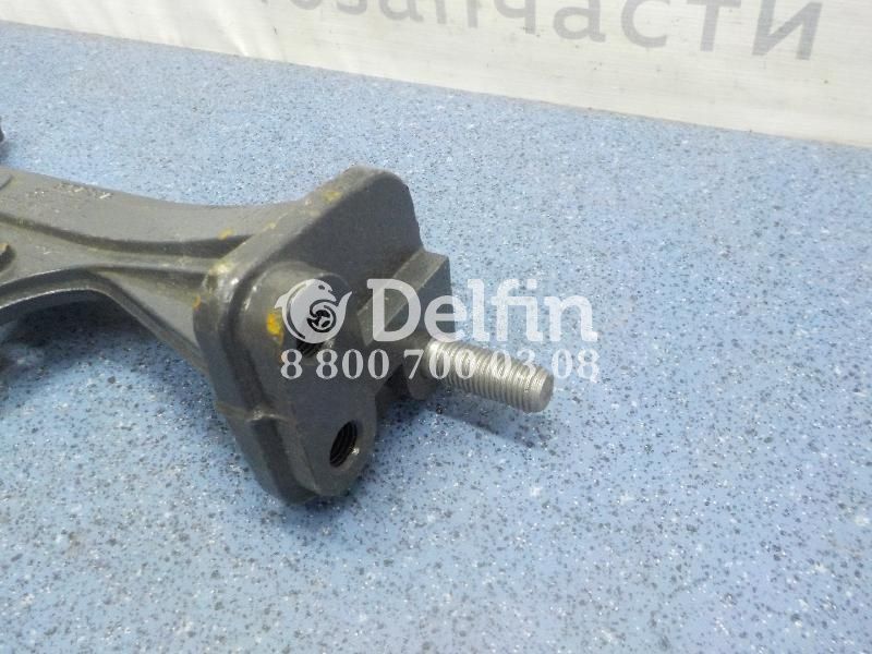 2918782 Кронштейн подножки левый LH Scania  6 серии