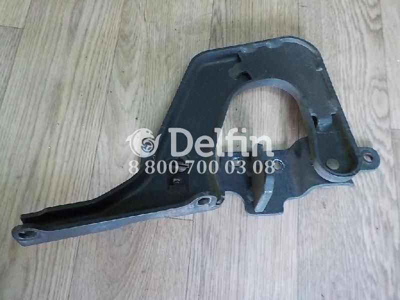 84000666 Петля решетки радиатора RH правая Volvo