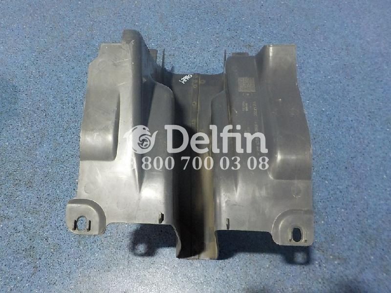 20372205 Кожух рулевой колонки нижний Volvo