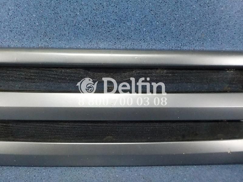 1536807 Решетка радиатора нижняя откидная Scania 5