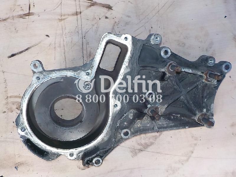 7420539530 Корпус насоса (проставка помпы) Renault