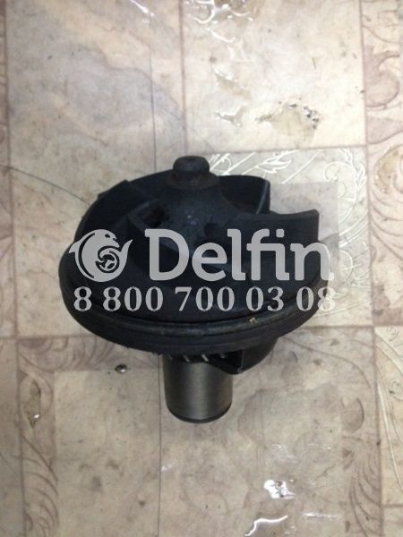 5001851799 Насос водяной Renault