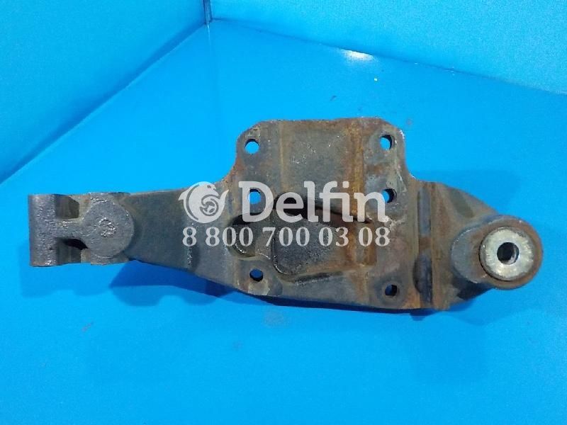 1643162 Кронштейн крепления передней рессоры левый DAF