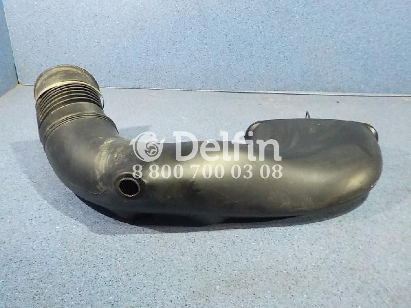 22209002 Патрубок воздушного фильтра Volvo