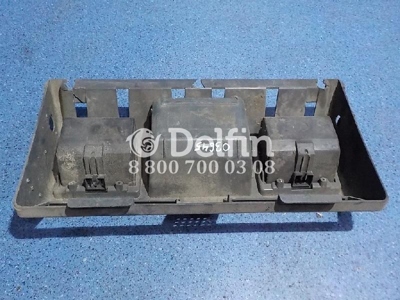 81617010127 Кожух облицовочный передней панели MAN