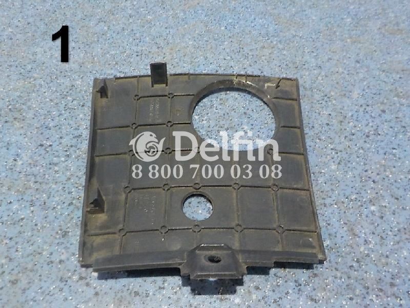 3175707 Крышка передней панели Volvo (Уценка)