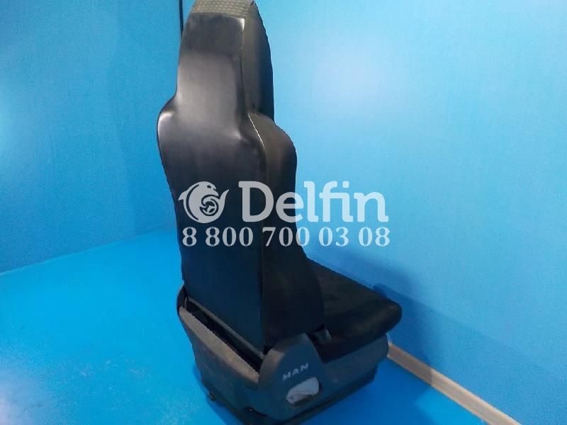 81623076324 Сиденье пассажирское RH MAN