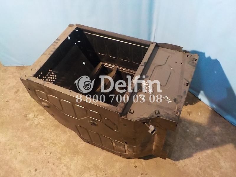 9438400606 Вещевой короб RH Mercedes Benz