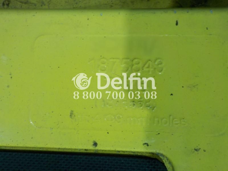 1875843 Облицовка радиатора (в сборе с сетками) Scania