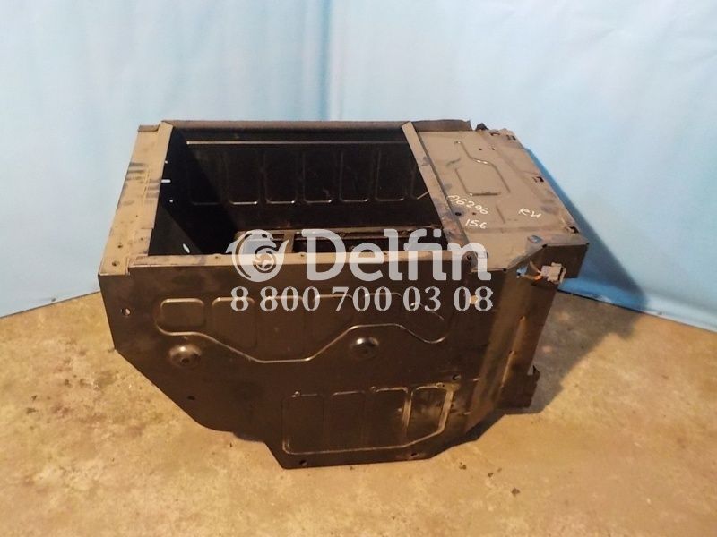 9438400606 Вещевой короб RH Mercedes Benz