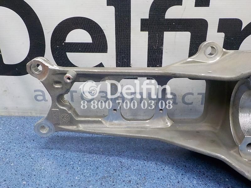 2899402 Кронштейн кабины левый LH Scania 6 серии