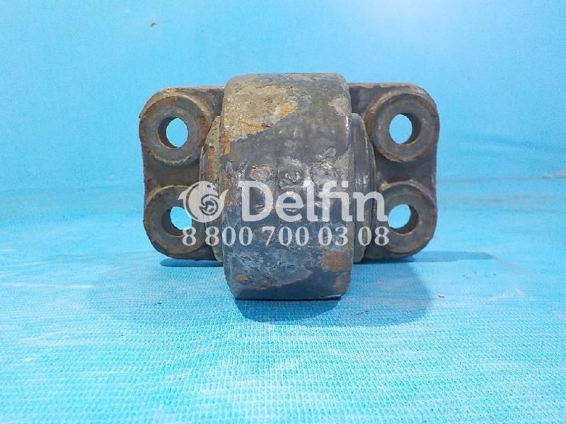 20587896 Кронштейн стабилизатора Volvo