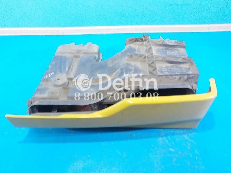 5010578963 Бардачок правый Renault