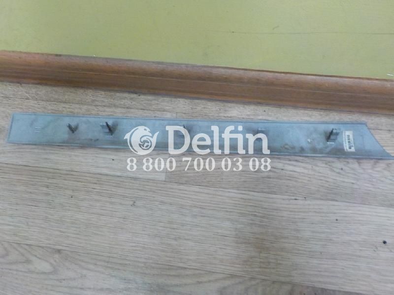 81626810010 Накладка панели приборов MAN