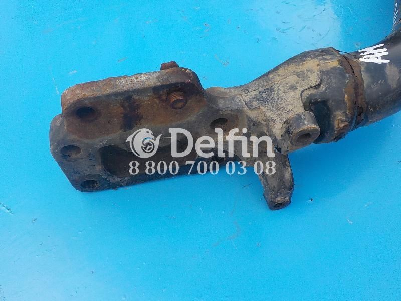 5010496742 Кронштейн подножки RH Renault