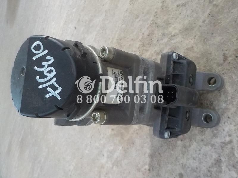 7421390592 Главный тормозной кран Renault