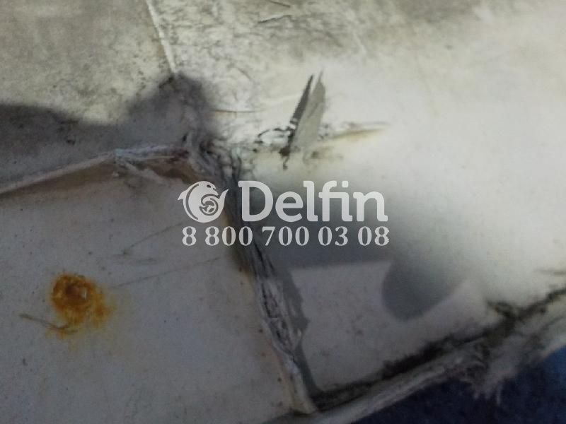 20360813 Спойлер кабины Volvo